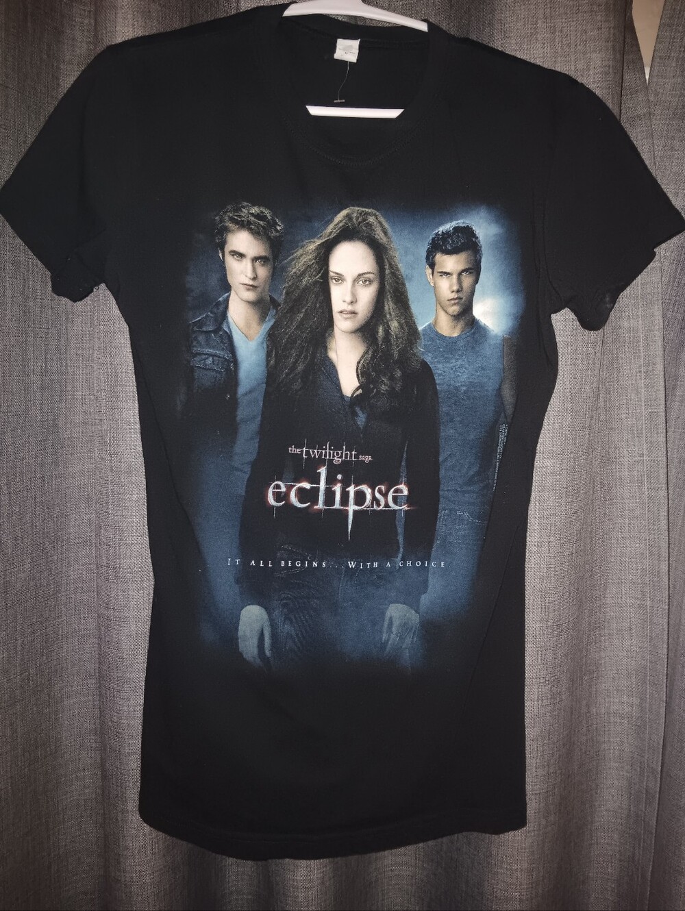 Twilight Saga: Eclipse Black Graphic Tee - XL